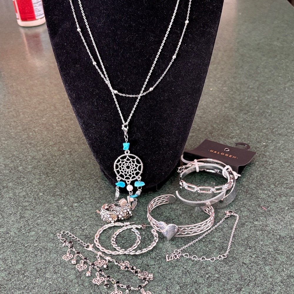 Silvertone jewelry lot “S”